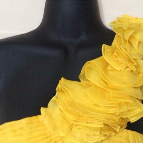 Aidan Mattox size 4 dress. Yellow. Worn once - Picture 3 of 4